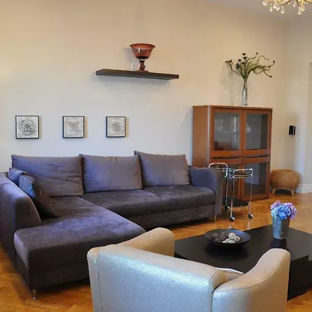 Tresor Barska Apartmán *